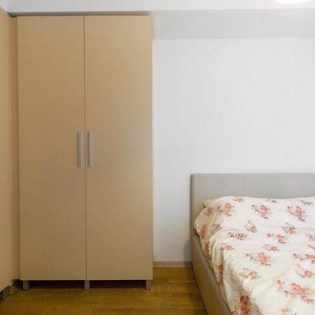 One Bedroom Apartment With Private Parking Skopje Zewnętrze zdjęcie