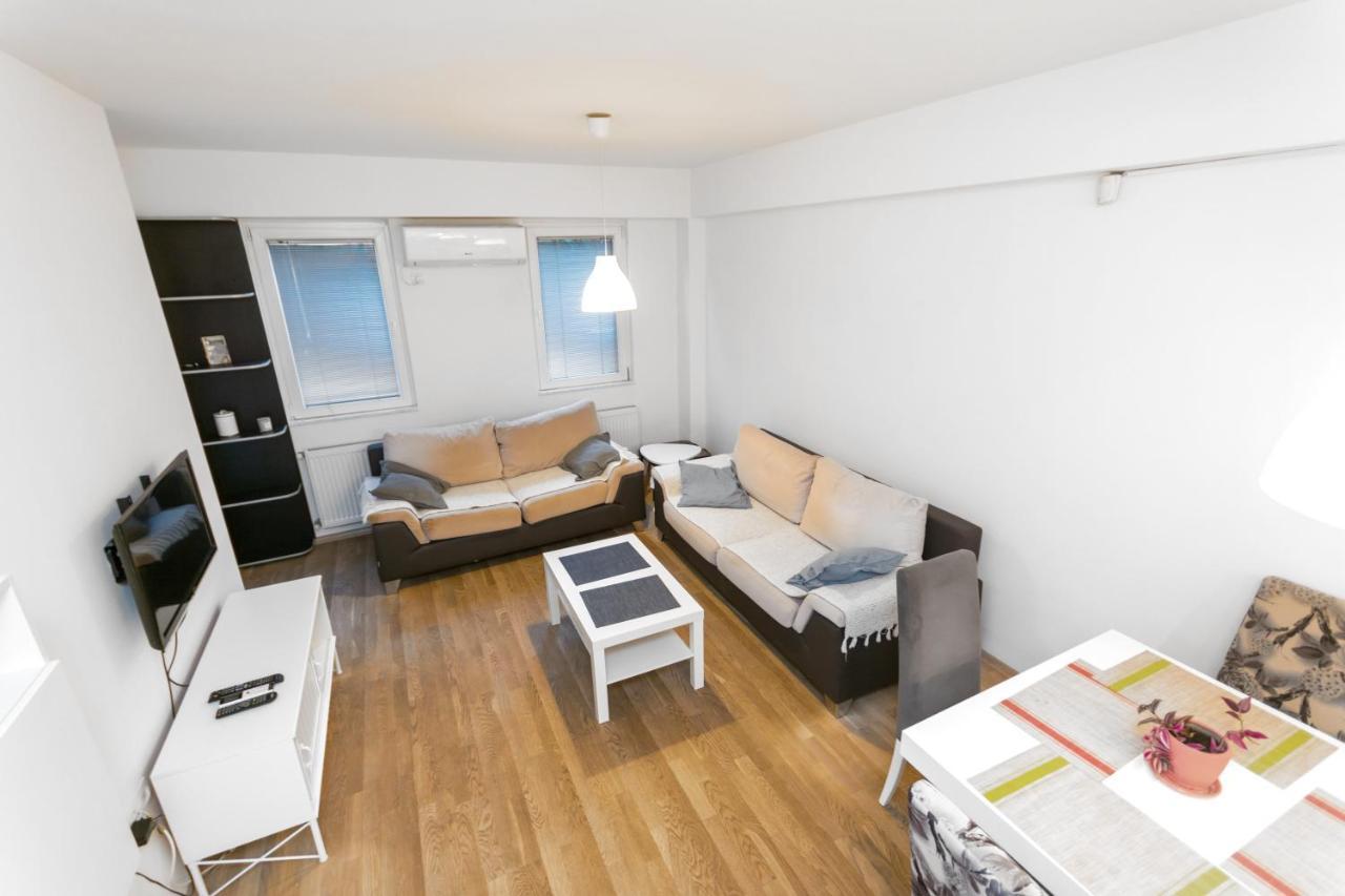 One Bedroom Apartment With Private Parking Skopje Zewnętrze zdjęcie